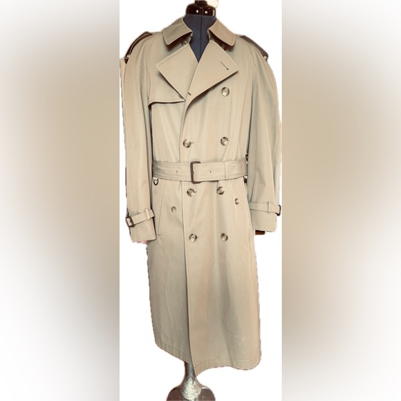 Marshall Fields Vintage Men’s Trench 
made in USA. NWOT
VERY WELL MADE - Picture 1 of 11